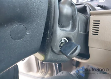 2002 Ford Explorer Xlt из США, поврежденный, VIN 1FMDU73E62ZB05142